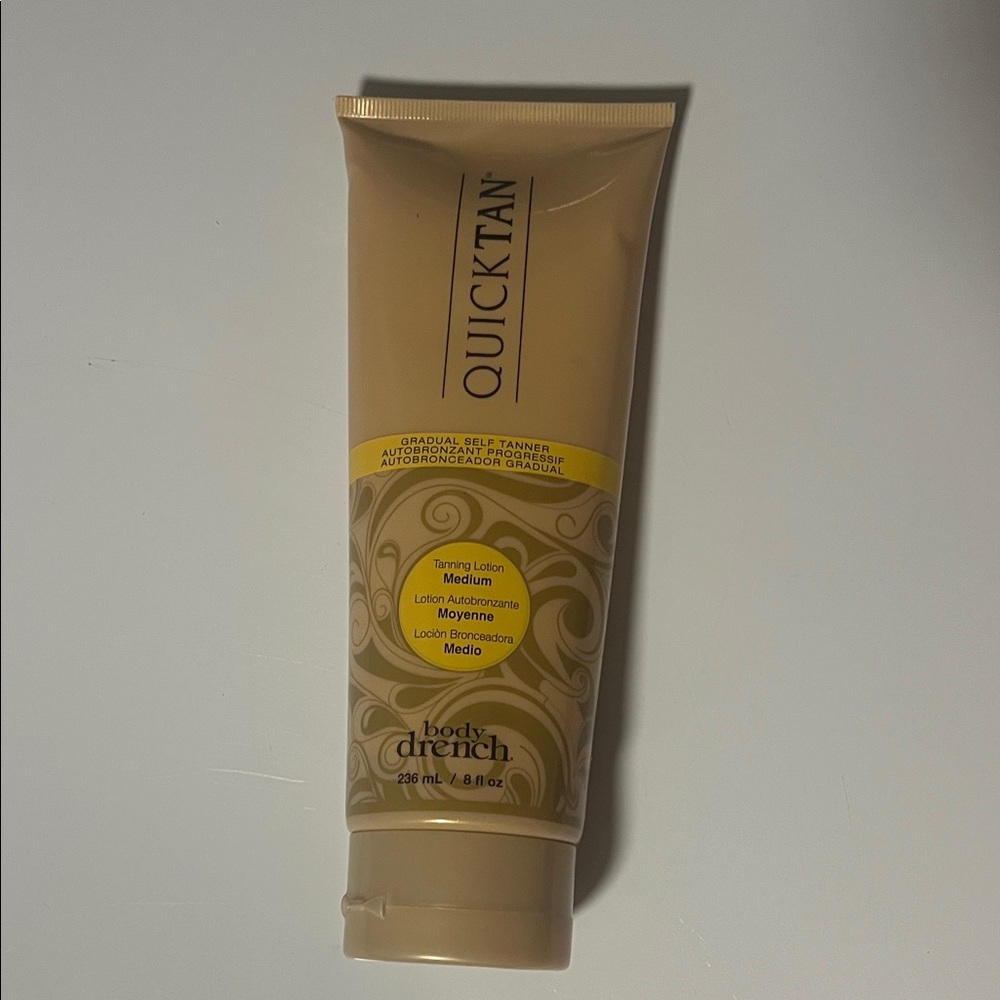 NEW Gradual Self-Tanner Lotion - Medium Tan